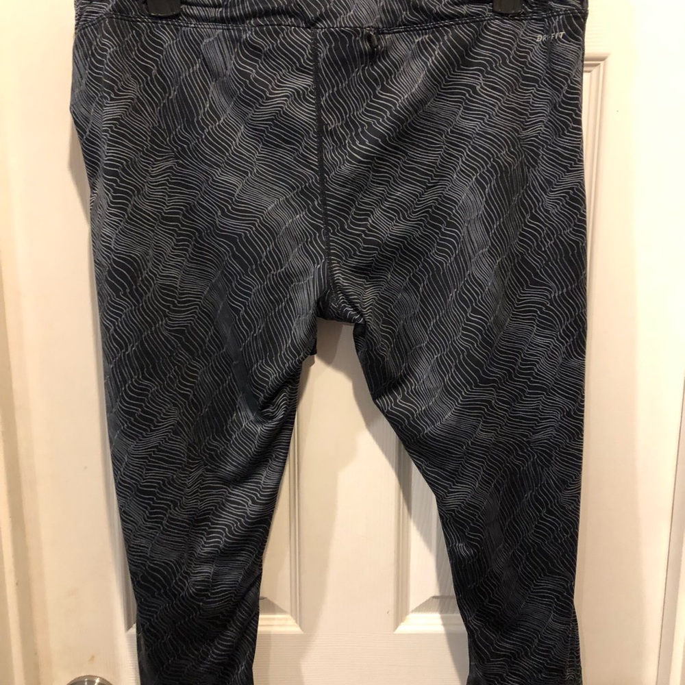 Nike Women’s Plus Size Capri Leggings